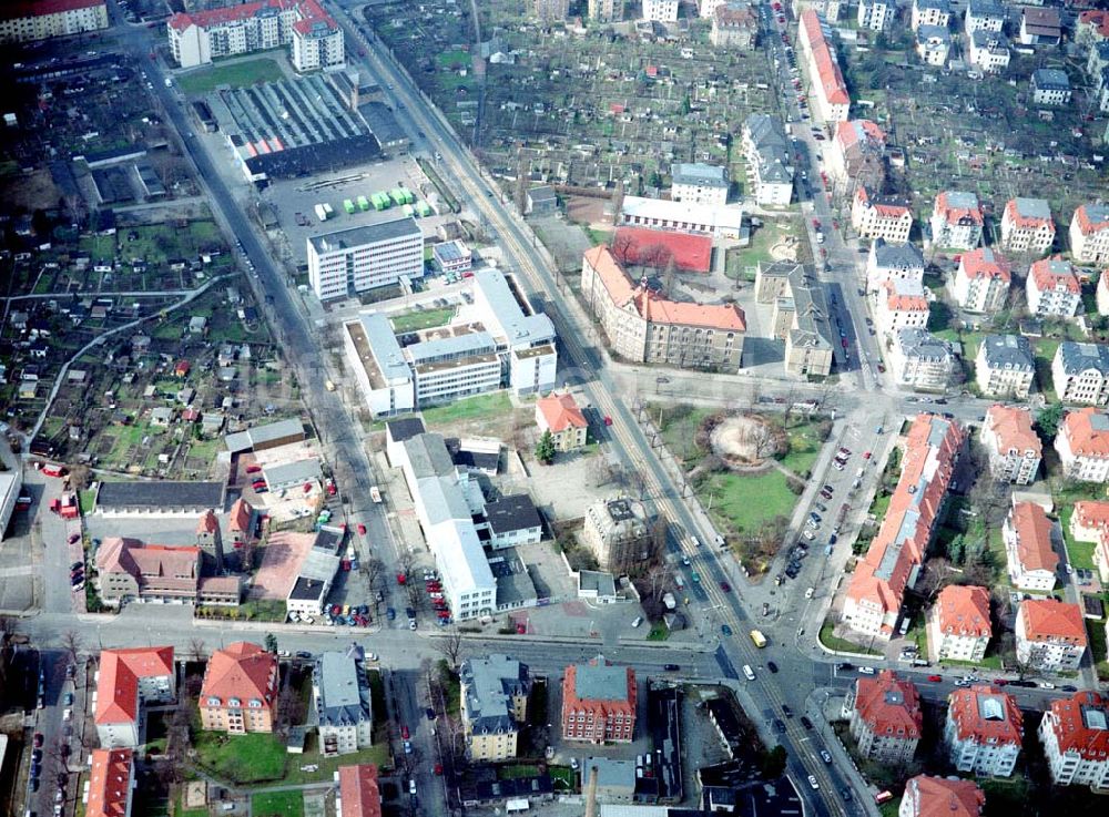 Luftbild Dresden - Striesen - Geschäfts- und Dienstleistungszentrum Pohland - Passage der HVB - Projekt GmbH an der Schandauer Straße / Pohlandplatz in Dresden - Striesen