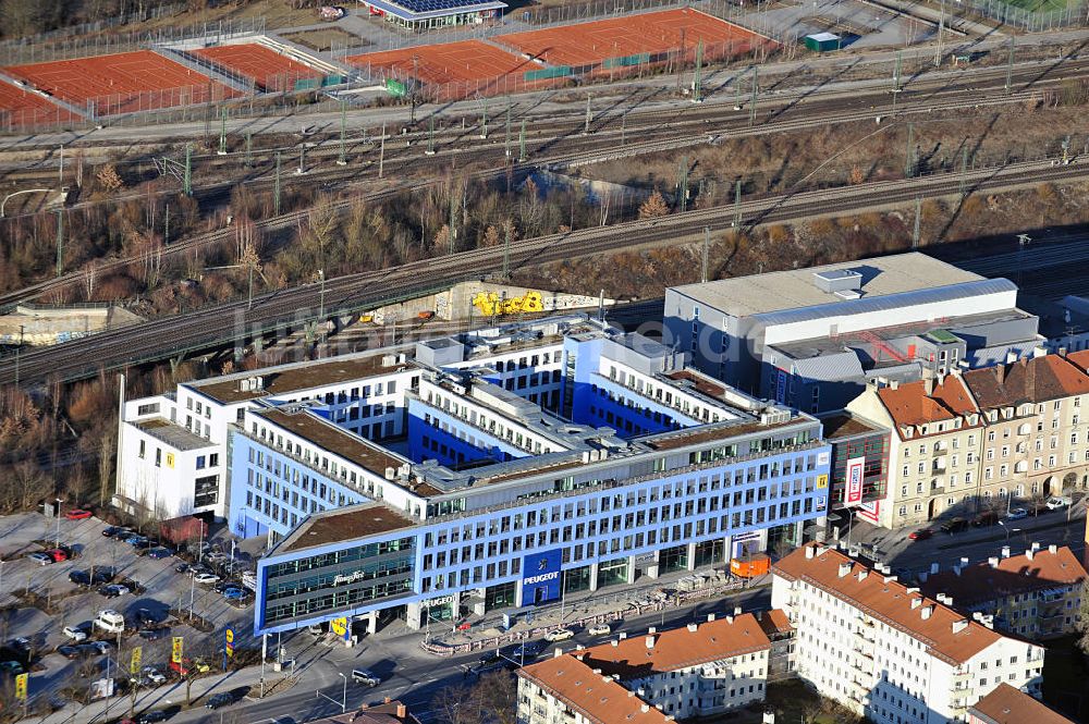 München Laim von oben - Geschäftsgebäude in München / Laim im Bundesland Bayern