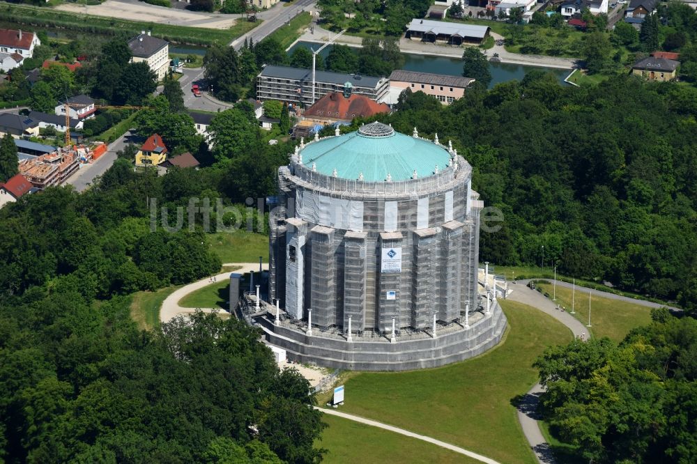 Kelheim von oben - Geschichts- Denkmal Befreiungshalle Kelheim im Ortsteil Hohenpfahl in Kelheim im Bundesland Bayern, Deutschland