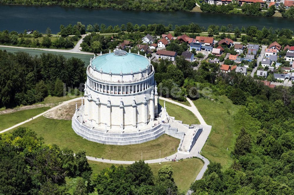 Luftbild Kelheim - Geschichts- Denkmal Befreiungshalle Kelheim im Ortsteil Hohenpfahl in Kelheim im Bundesland Bayern, Deutschland