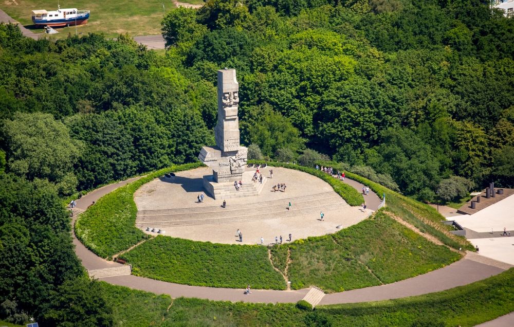 Gdansk - Danzig von oben - Geschichts- Denkmal Westerplatte in Gdansk - Danzig in Pomorskie, Polen