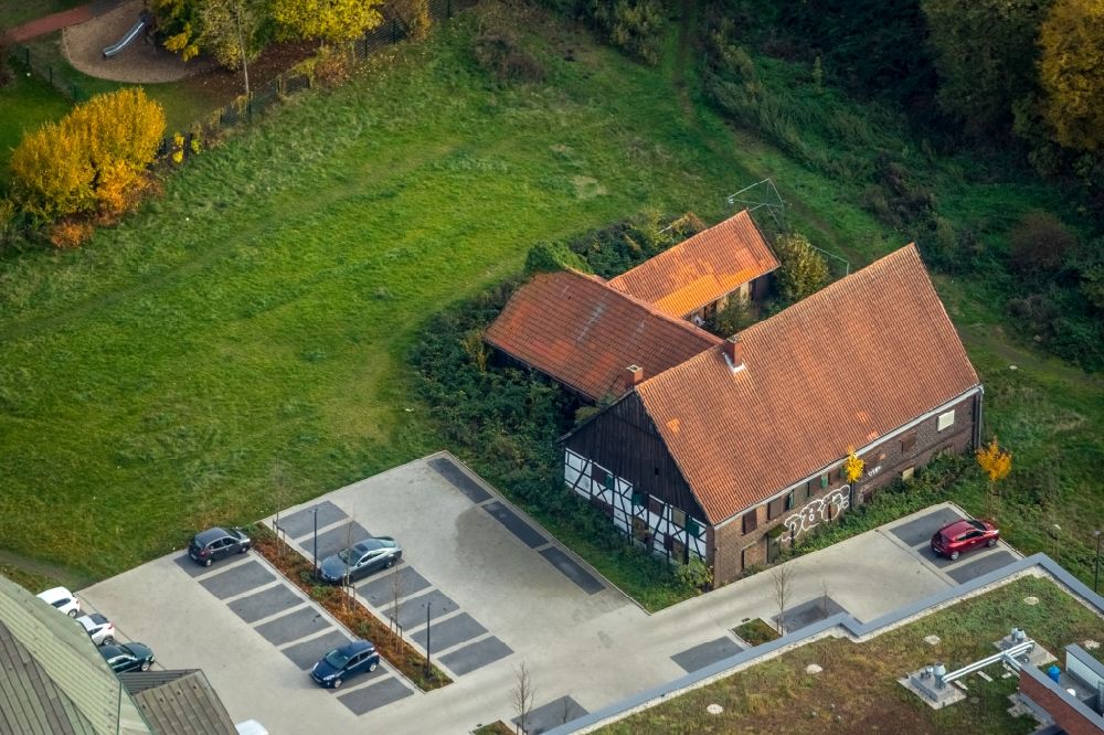 Luftbild Gladbeck - Gesundheitszentrum und Ärztehaus Hausarztzentrum Butendorf in Gladbeck im Bundesland Nordrhein-Westfalen, Deutschland
