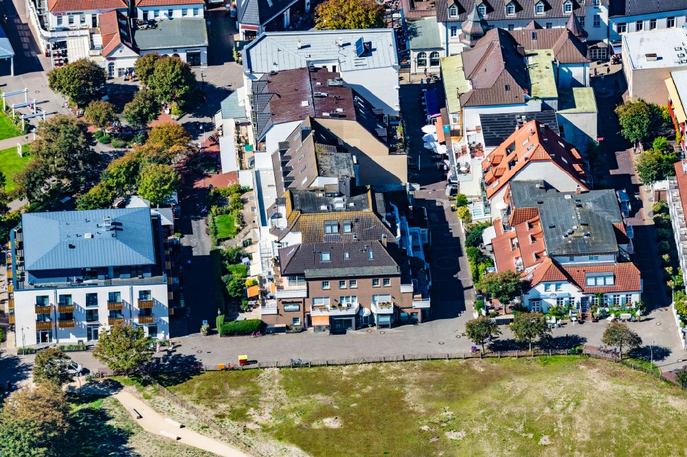 Luftaufnahme Norderney - Gesundheitszentrum und Ärztehaus MVZ in der Wedelstraße auf der Insel Norderney im Bundesland Niedersachsen, Deutschland