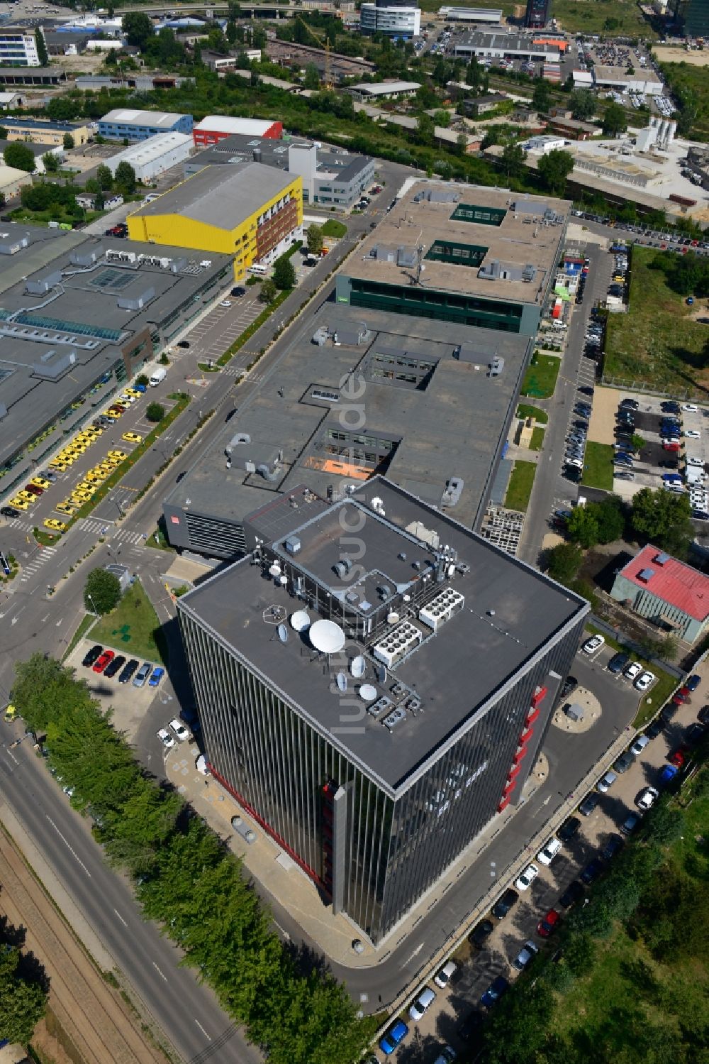 Bukarest von oben - Gewerbe- und Industriegebiet Iride Business Park in Bukarest in Rumänien