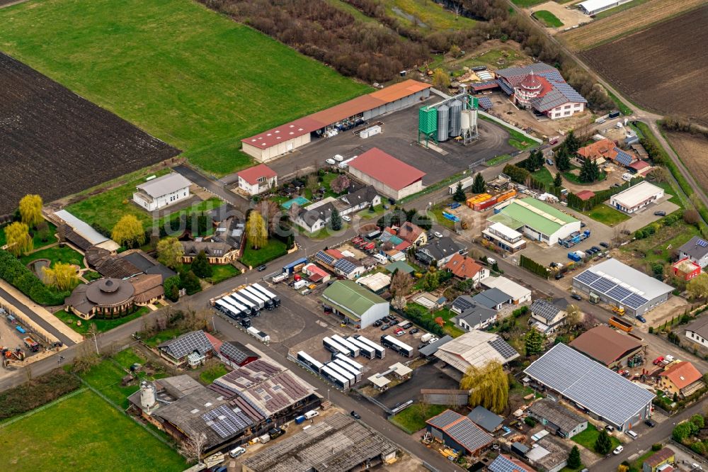 Luftbild Ichenheim - Gewerbegebiet Auf der Alm in Ichenheim im Bundesland Baden-Württemberg, Deutschland