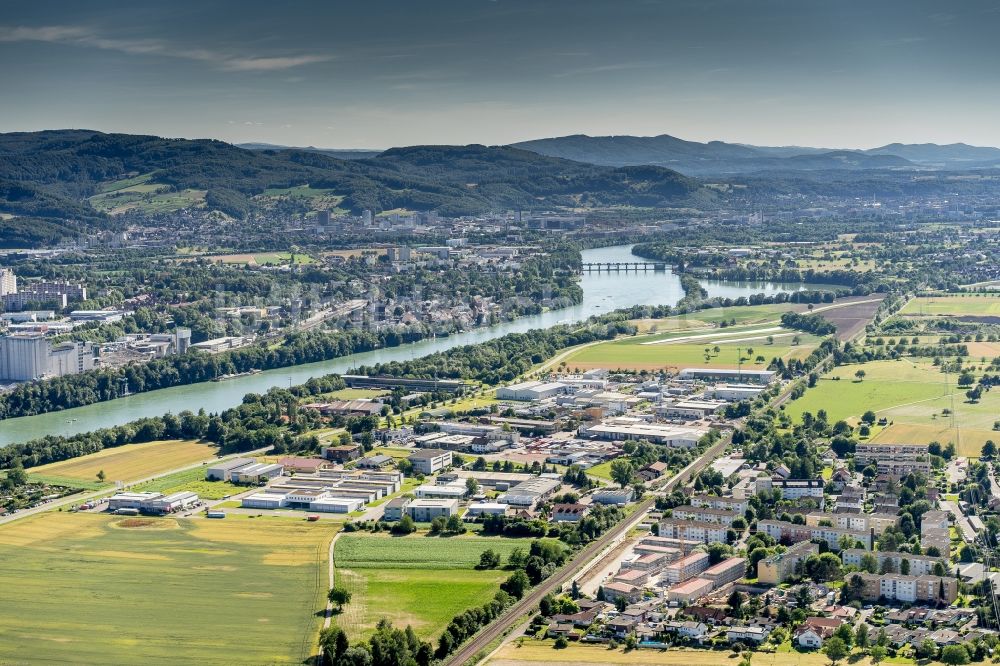 Luftbild Herten - Gewerbegebiet entlang der Gewerbestraße in Herten im Bundesland Baden-Württemberg