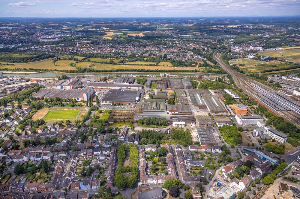 Luftaufnahme Hamm - Gewerbegebiet am Flussverlauf der Lippe in Hamm im Bundesland Nordrhein-Westfalen, Deutschland