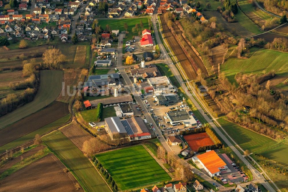 Heiligenzell von oben - Gewerbegebiet in Heiligenzell im Bundesland Baden-Württemberg, Deutschland