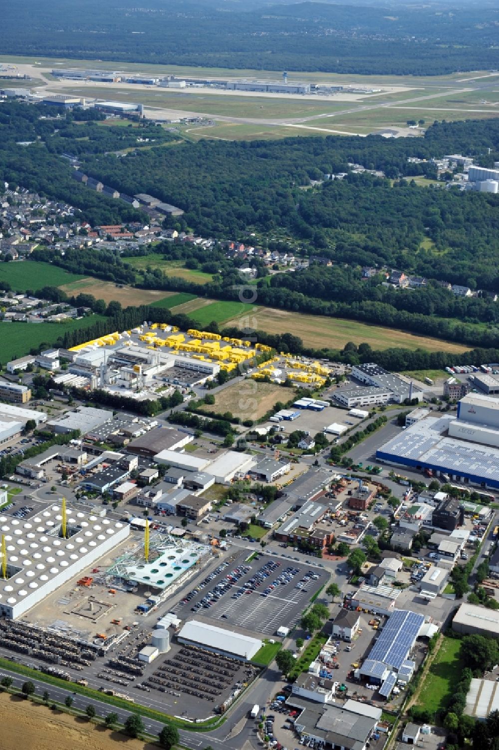 Luftaufnahme Köln - Gewerbegebiet in Köln im Bundesland Nordrhein-Westfalen
