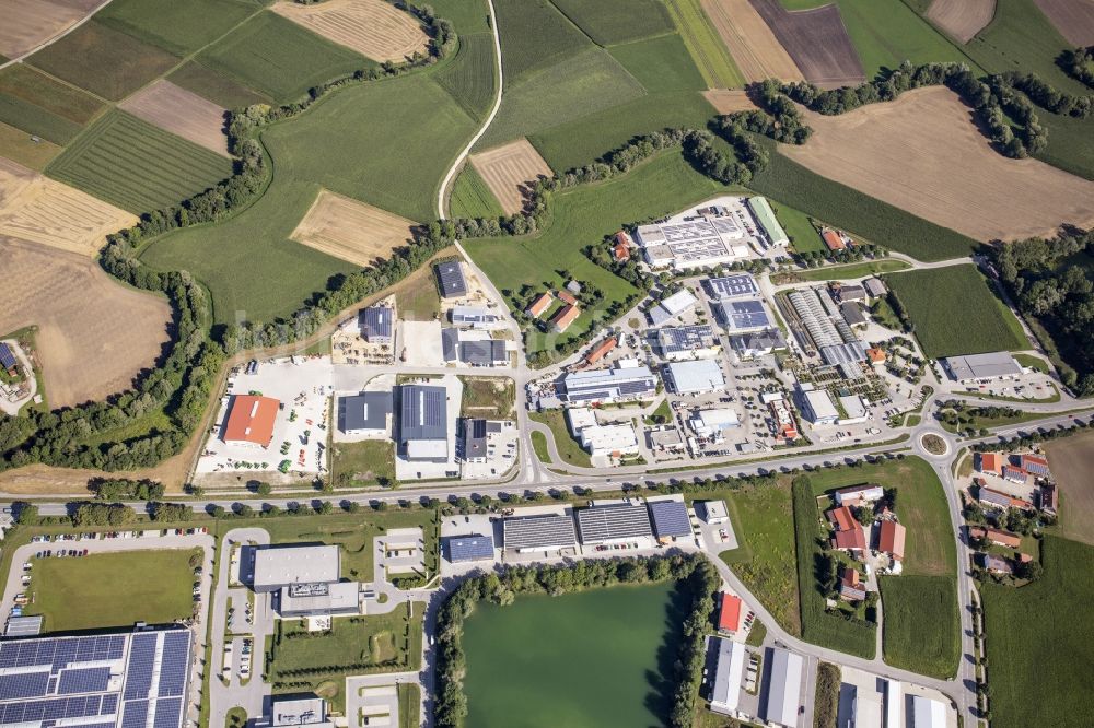 Luftaufnahme Haselfurth - Gewerbegebiet im Nordosten von Haselfurth im Bundesland Bayern, Deutschland