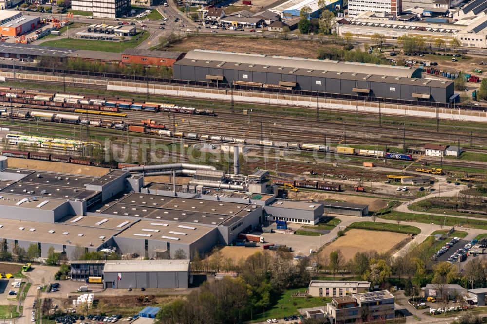 Luftbild Offenburg - Gleisanlagen der Abstellgleise und Rangier Anlagen am Depot des Betriebswerkes in Offenburg im Bundesland Baden-Württemberg, Deutschland