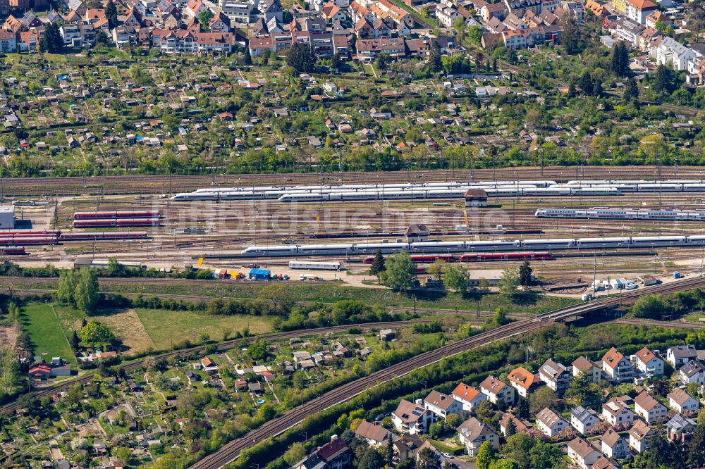 Luftbild Karlsruhe - Gleisanlagen der beim Hauptbahnhof am Depot des Betriebswerkes in Karlsruhe im Bundesland Baden-Württemberg, Deutschland