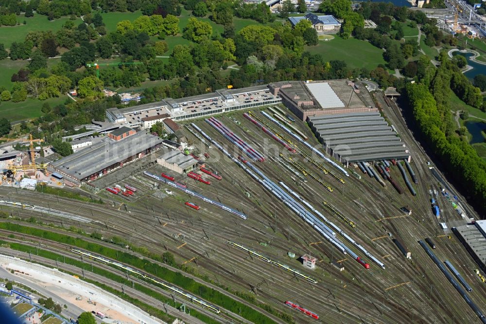 Stuttgart von oben - Gleisanlagen der Deutschen Bahn AG am Depot des Betriebswerkes Am Rosensteinpark in Stuttgart im Bundesland Baden-Württemberg, Deutschland