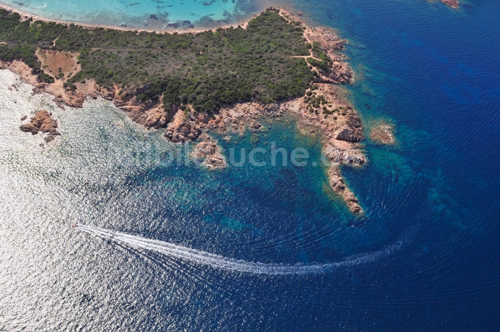 Luftaufnahme Olbia - Golf von Olbia in der Provinz Olbia-Tempio in Italien