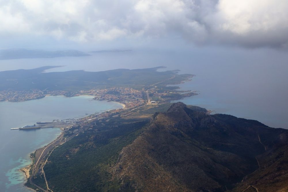 Luftbild Golfo Aranci - Golfo Aranci auf Sardinien in Italien