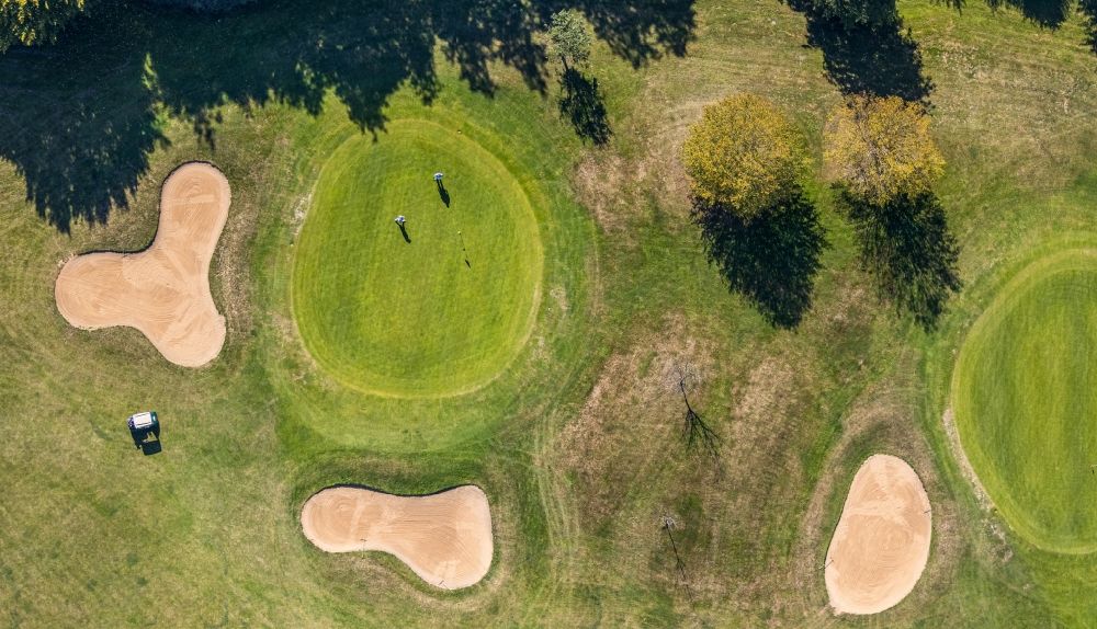 Luftaufnahme Bad Driburg - Golfplatz des Bad Driburger Golfclub an der Georg-Nave-Straße in Bad Driburg im Bundesland Nordrhein-Westfalen, Deutschland