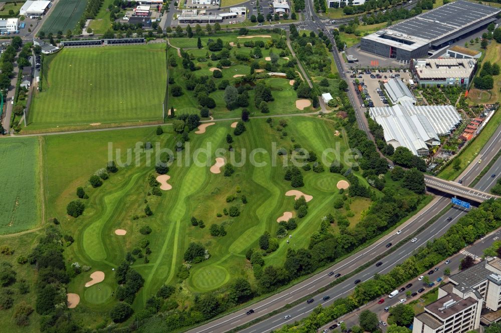 Luftaufnahme Frankfurt am Main - Golfplatz Golf-Club Golf Range Frankfurt in Frankfurt am Main im Bundesland Hessen, Deutschland