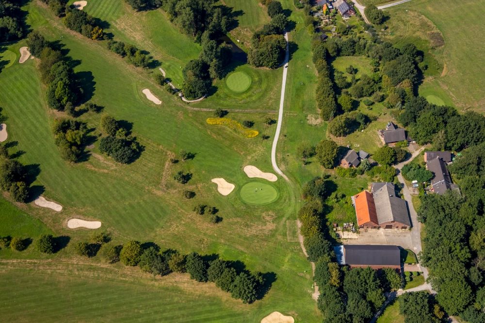 Hünxe von oben - Golfplatz des Golf Club Hünxerwald e.V. am Hardtbergweg in Hünxe im Bundesland Nordrhein-Westfalen, Deutschland