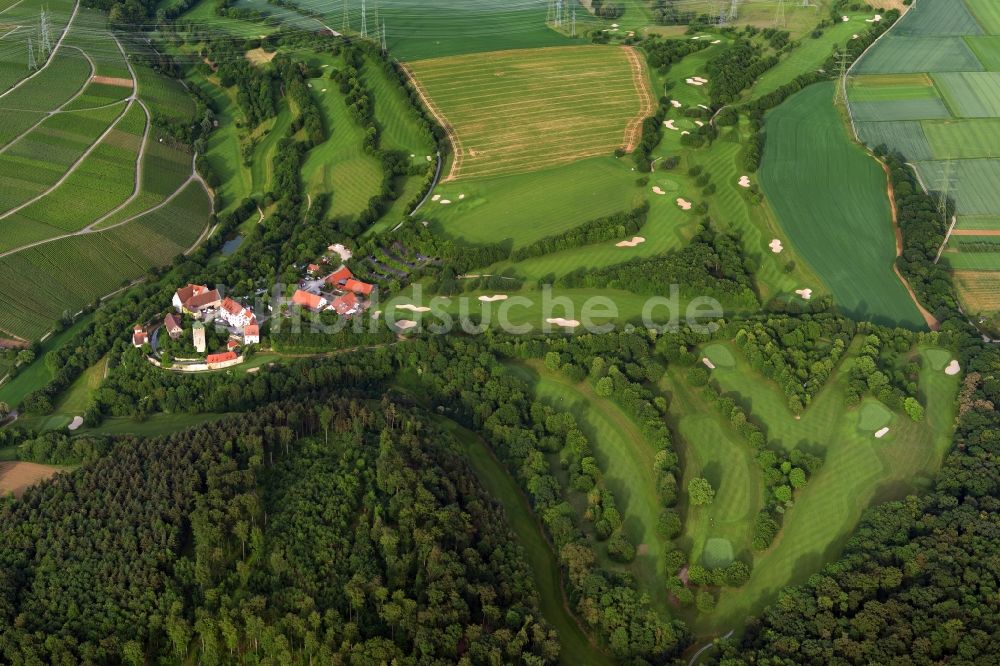Neckarwestheim von oben - Golfplatz Golf- und Landclub Schloß Liebenstein e.V. in Neckarwestheim im Bundesland Baden-Württemberg, Deutschland