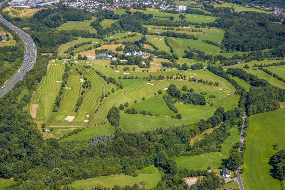 Heck von oben - Golfplatz Golf- und Reitsport Gut Berge in Heck im Bundesland Nordrhein-Westfalen, Deutschland