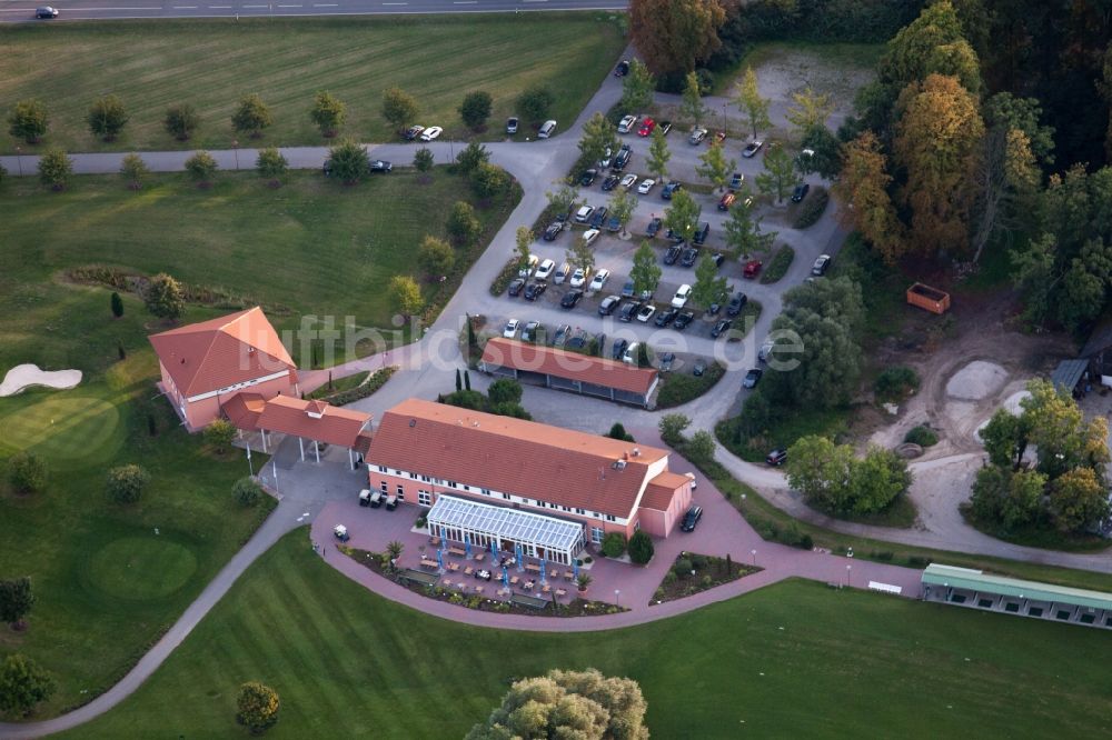 Essingen von oben - Golfplatz Golfanlage Landgut Dreihof in Essingen im Bundesland Rheinland-Pfalz