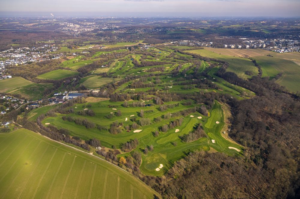 Heiligenhaus aus der Vogelperspektive: Golfplatz Golfclub Hösel im Ortsteil Unterilp in Heiligenhaus im Bundesland Nordrhein-Westfalen, Deutschland