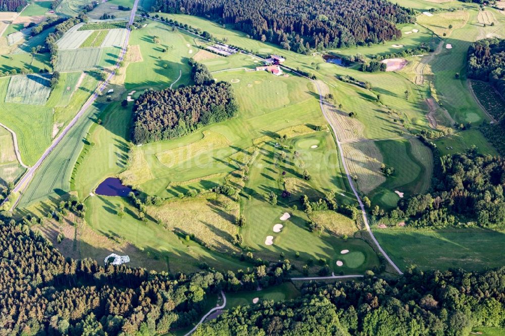 Mudau von oben - Golfplatz des Golfclub Mudau e.V. in Mudau im Bundesland Baden-Württemberg, Deutschland
