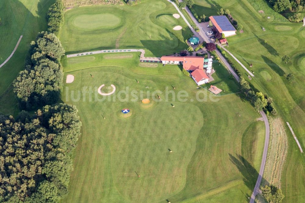 Mudau aus der Vogelperspektive: Golfplatz des Golfclub Mudau e.V. in Mudau im Bundesland Baden-Württemberg, Deutschland