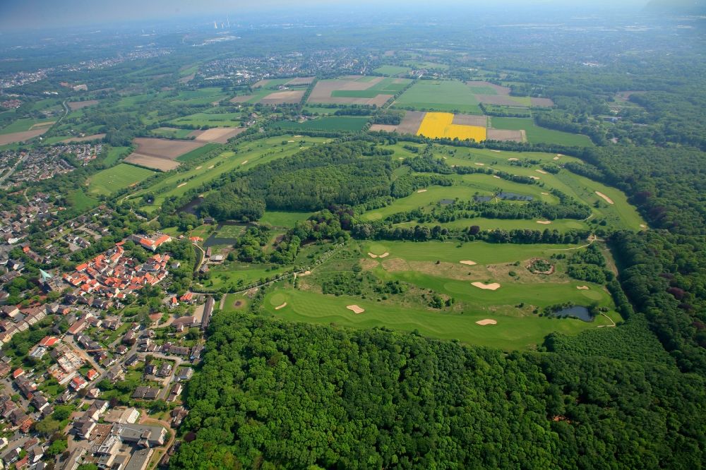 Luftbild Herten - Golfplatz des Golfclubs Schloss Westerholt e.V. in Herten im Bundesland Nordrhein-Westfalen