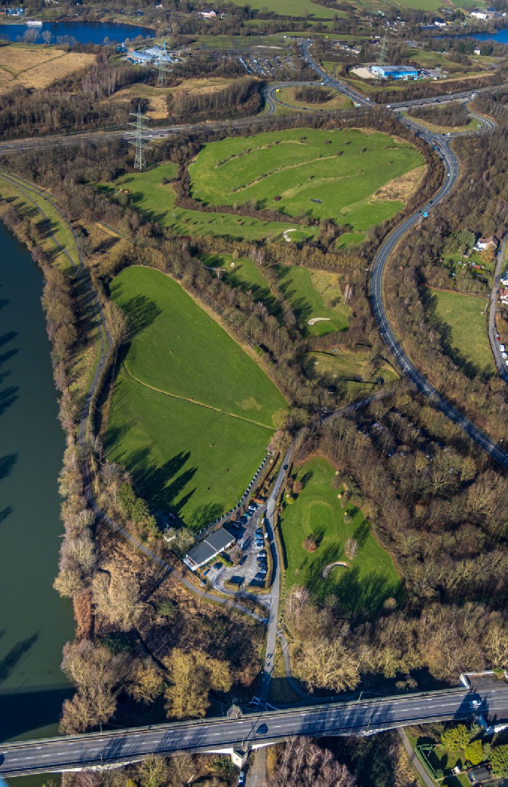 Witten aus der Vogelperspektive: Golfplatz der Ruhr-Golf-GmbH in Witten im Bundesland Nordrhein-Westfalen, Deutschland