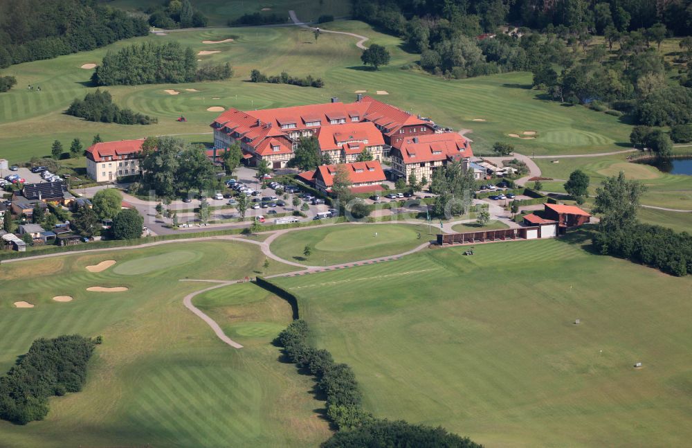 Blankenhain von oben - Golfplatz Spa & GolfResort Weimarer Land in Blankenhain im Bundesland Thüringen, Deutschland