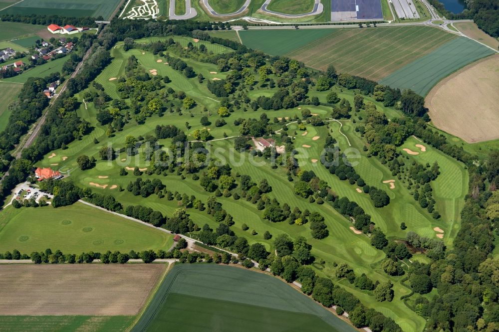 Luftaufnahme Neuburg an der Donau - Golfplatz des Wittelsbacher Golfclub Rohrenfeld Neuburg e.V. in Neuburg an der Donau im Bundesland Bayern, Deutschland
