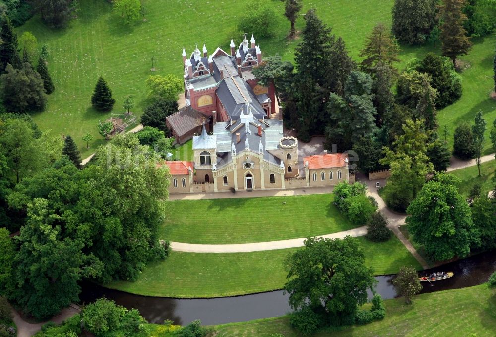 Luftbild Wörlitz - Gotisches Haus in Schochs Garten im Wörlitzer Park in Wörlitz in Sachsen-Anhalt