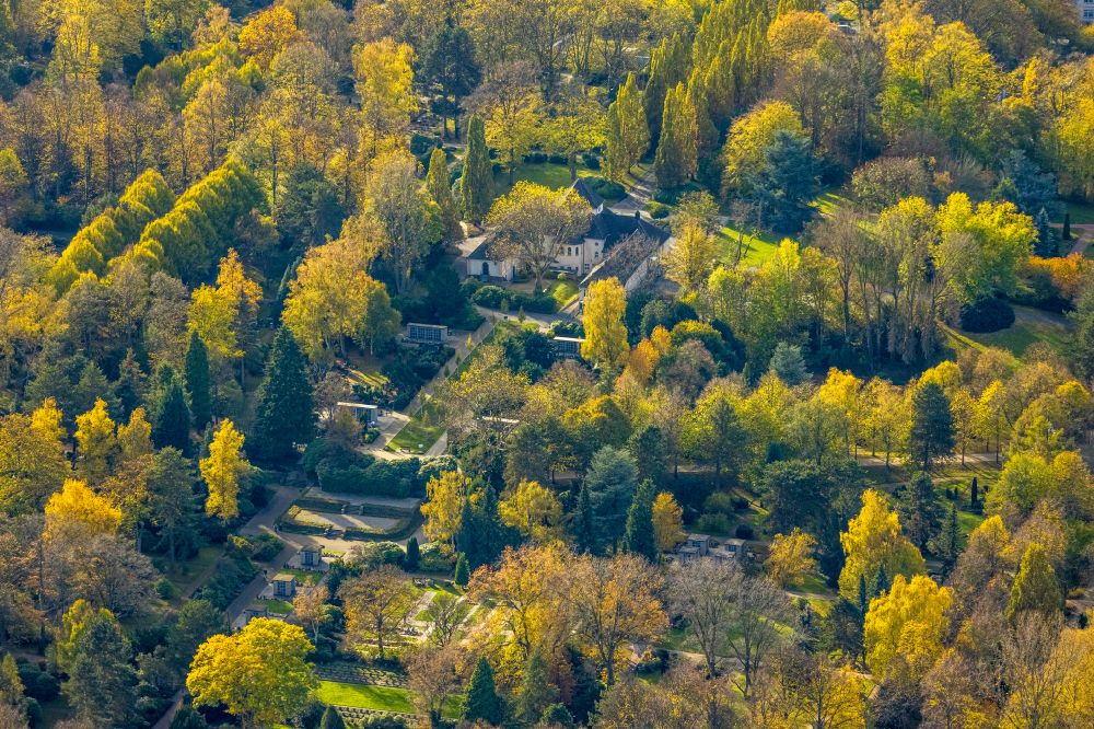Luftbild Herne - Grabreihen auf dem Gelände des Friedhofes Südfriedhof Herne in Herne im Bundesland Nordrhein-Westfalen, Deutschland
