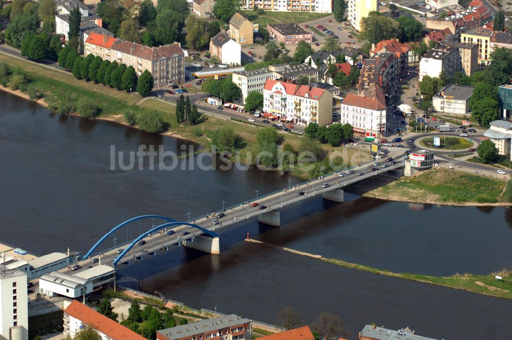 Luftaufnahme Frankfurt / Oder - Grenzbrücke zwischen Frankfurt / Oder und Slubice (Polen)