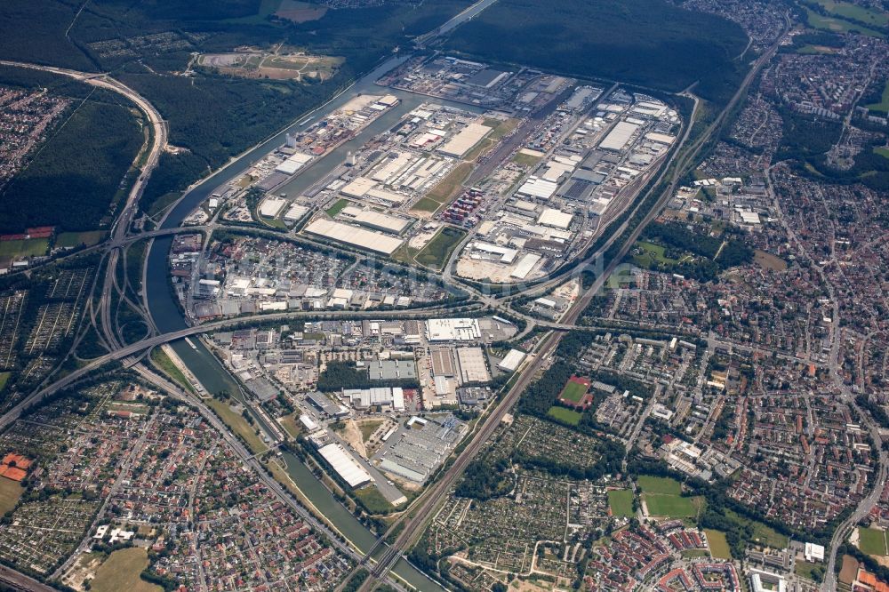 Nürnberg von oben - Güterverkehr-Hafen im Ortsteil Maiach in Nürnberg im Bundesland Bayern, Deutschland