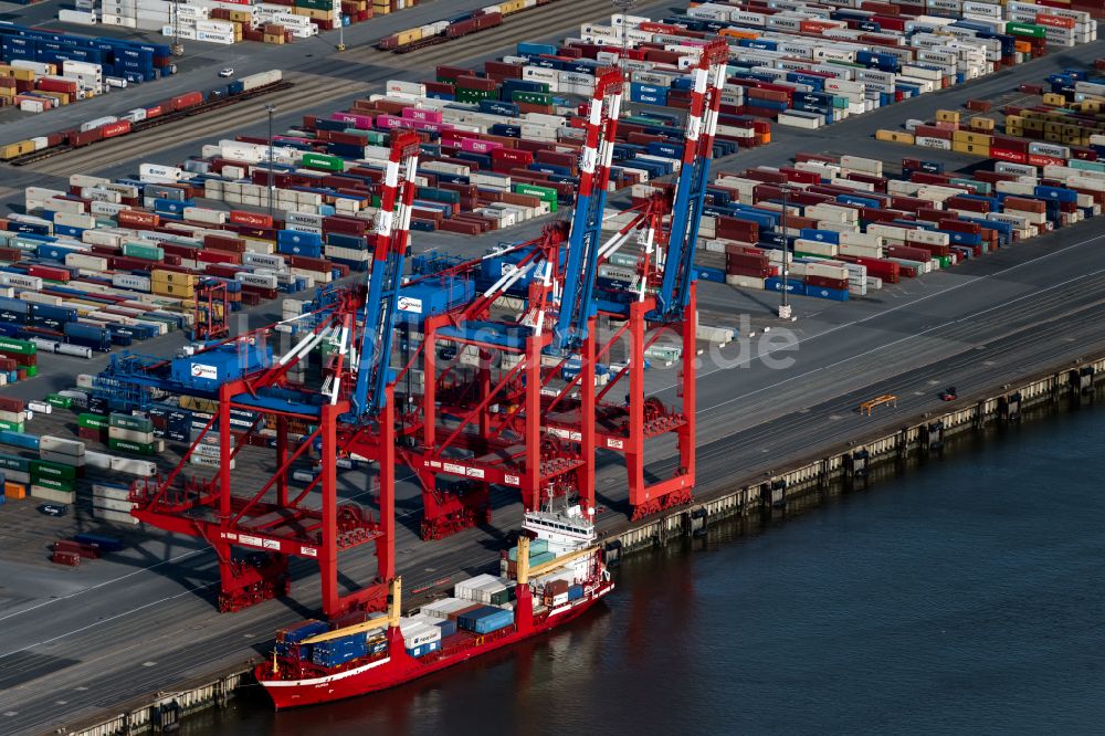 Luftbild Bremerhaven - Hafenanlagen mit Hafenkränen am Überseehafen in Bremerhaven im Bundesland Bremen