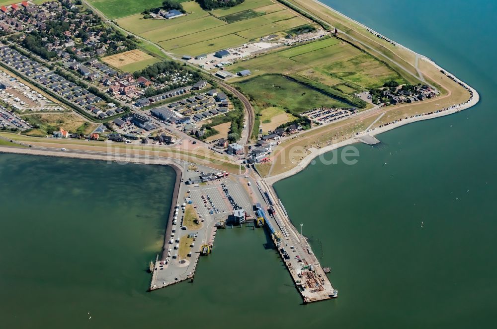 Dagebüll von oben - Hafenanlagen an der Meeres- Küste von Nordfriesland in Dagebüll im Bundesland Schleswig-Holstein, Deutschland