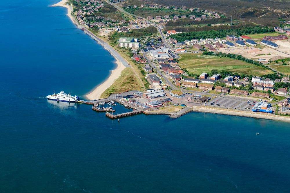 Luftaufnahme List - Hafenanlagen an der Meeres- Küste der Nordsee in List im Bundesland Schleswig-Holstein