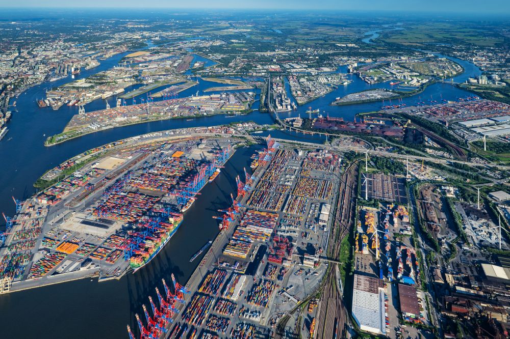 Luftbild Hamburg - Hafenanlagen am Ufer des Hafenbeckens Burchardkai der Eurogate im Ortsteil Waltershof in Hamburg, Deutschland