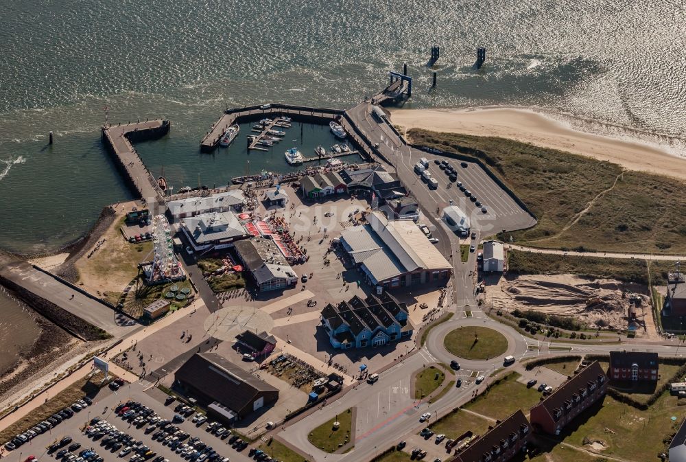 Luftaufnahme List - Hafenbereich am Ufer der Nordsee Insel Sylt in List im Bundesland Schleswig-Holstein