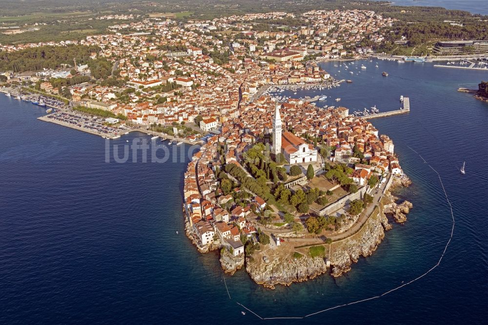 Luftbild Rovinj - Halbinsel auf dem Adriatischen Meer in Rovinj in Istirien - Istarska zupanija, Kroatien