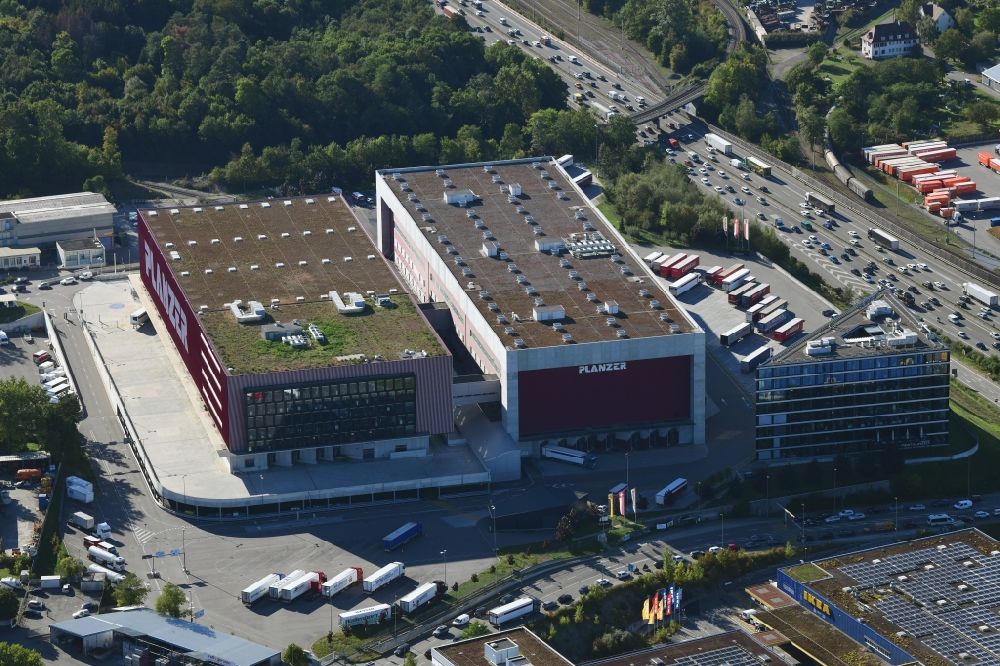 Pratteln von oben - Hallen und Gelände des Logistikzentrums Planzer Transport AG in Pratteln im Kanton Basel-Landschaft, Schweiz