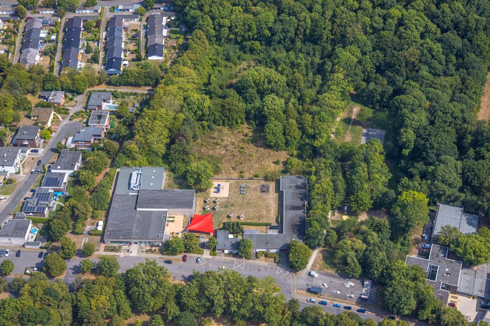 Luftaufnahme Hamm - Hallenbad Familien-Oase Hessen in Heessen in Hamm im Bundesland Nordrhein-Westfalen, Deutschland