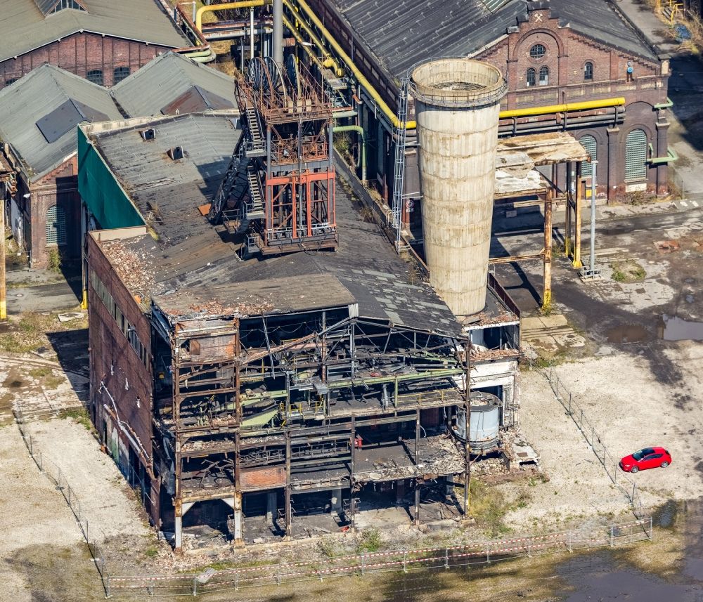 Luftaufnahme Hamm - Hammerkopfturm auf dem Gelände der Industrie- Ruine Zeche Heinrich Robert in Hamm im Bundesland Nordrhein-Westfalen, Deutschland