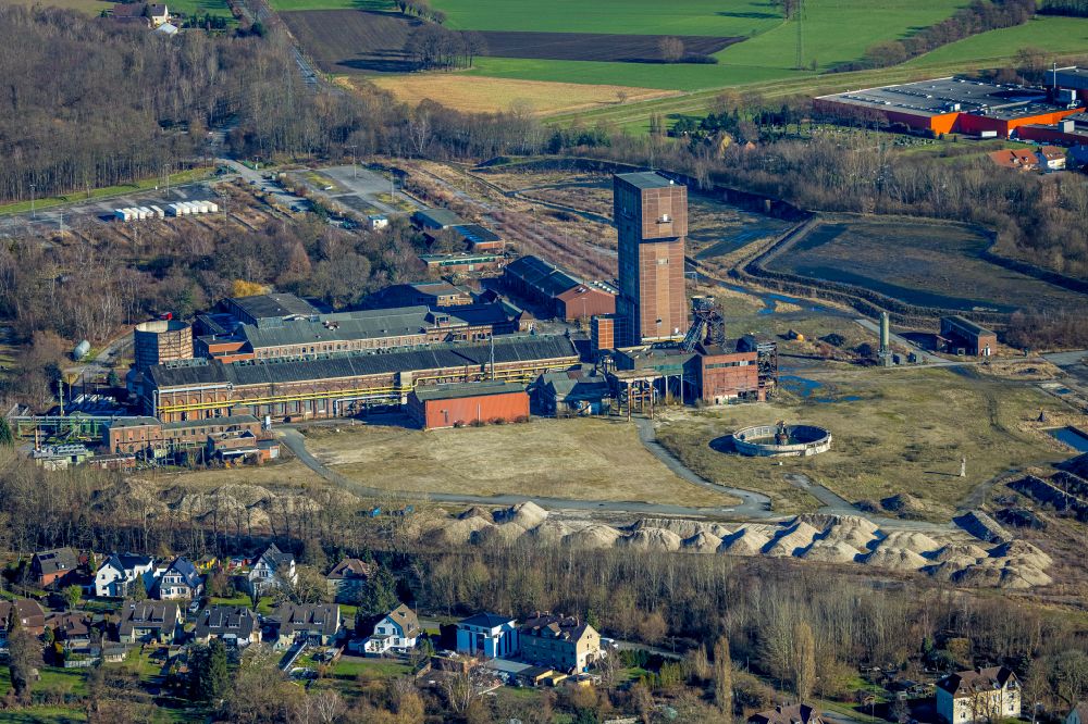 Luftbild Wiescherhöfen - Hammerkopfturm auf dem Gelände der Industrie- Ruine Zeche Heinrich Robert in Wiescherhöfen im Bundesland Nordrhein-Westfalen, Deutschland