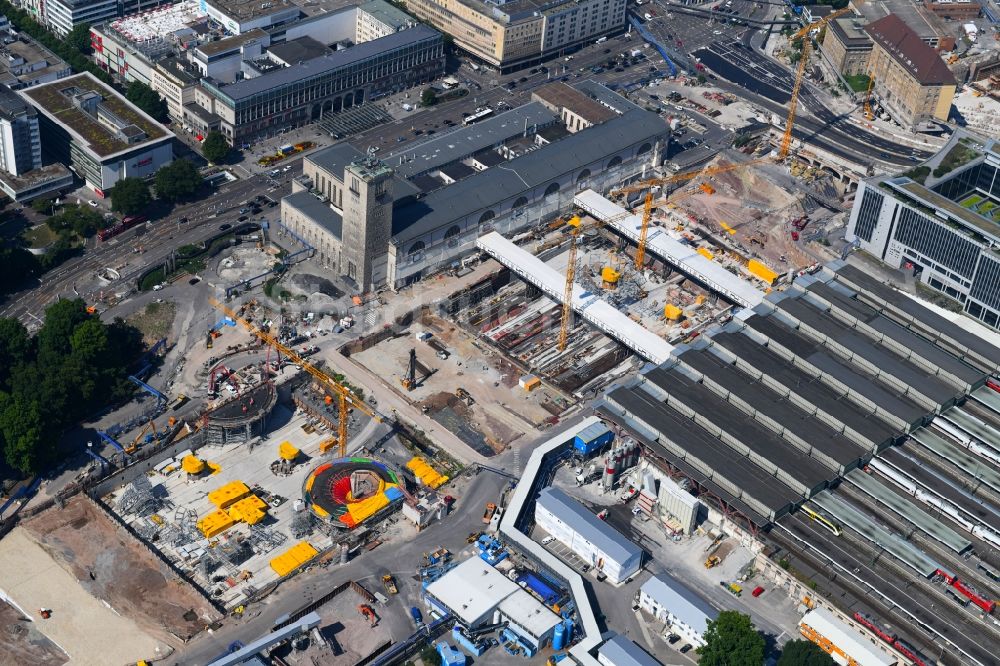 Luftaufnahme Stuttgart - Hauptbahnhof der Deutschen Bahn und Bauarbeiten zum Verkehrs- und Städtebauprojekt Stuttgart 21 in Stuttgart im Bundesland Baden-Württemberg
