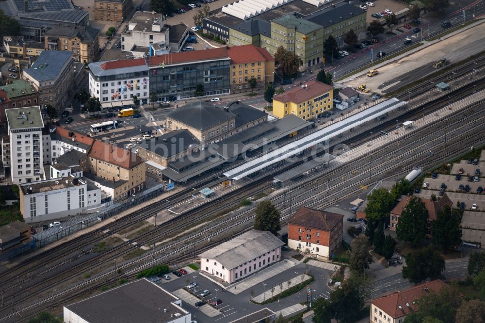 Bayreuth aus der Vogelperspektive: Hauptbahnhof der Deutschen Bahn in Bayreuth im Bundesland Bayern, Deutschland
