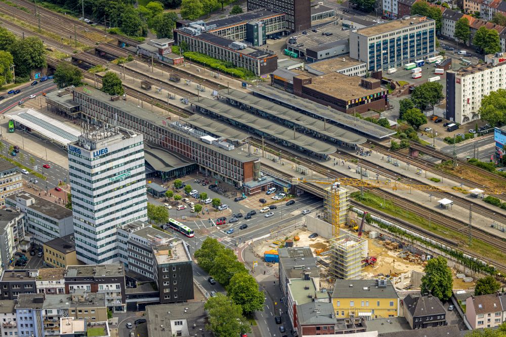Luftaufnahme Bochum - Hauptbahnhof der Deutschen Bahn in Bochum im Bundesland Nordrhein-Westfalen