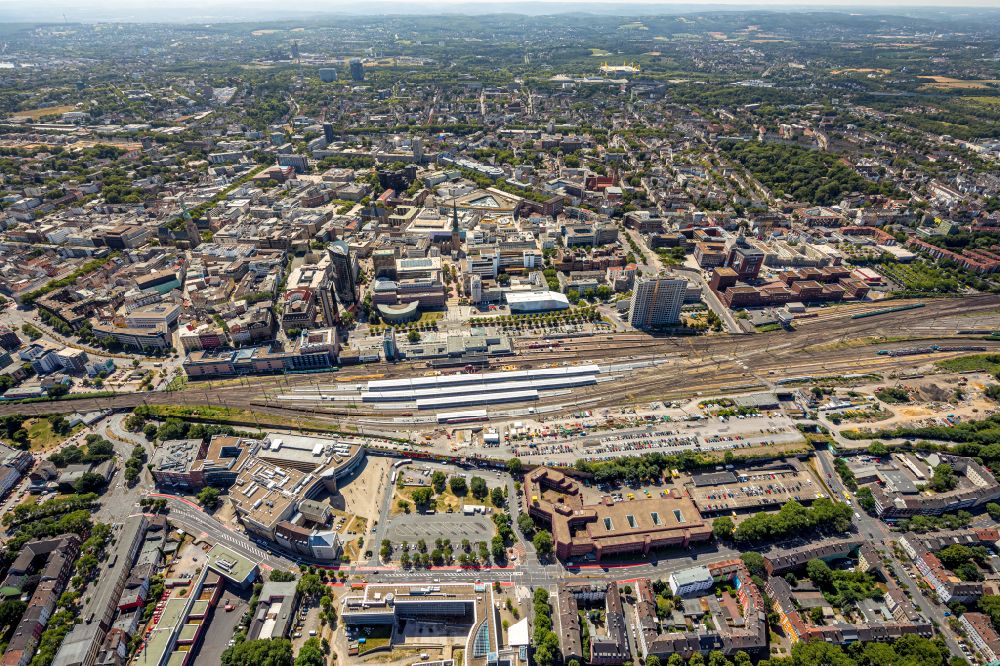 Dortmund von oben - Hauptbahnhof der Deutschen Bahn in Dortmund im Bundesland Nordrhein-Westfalen, Deutschland